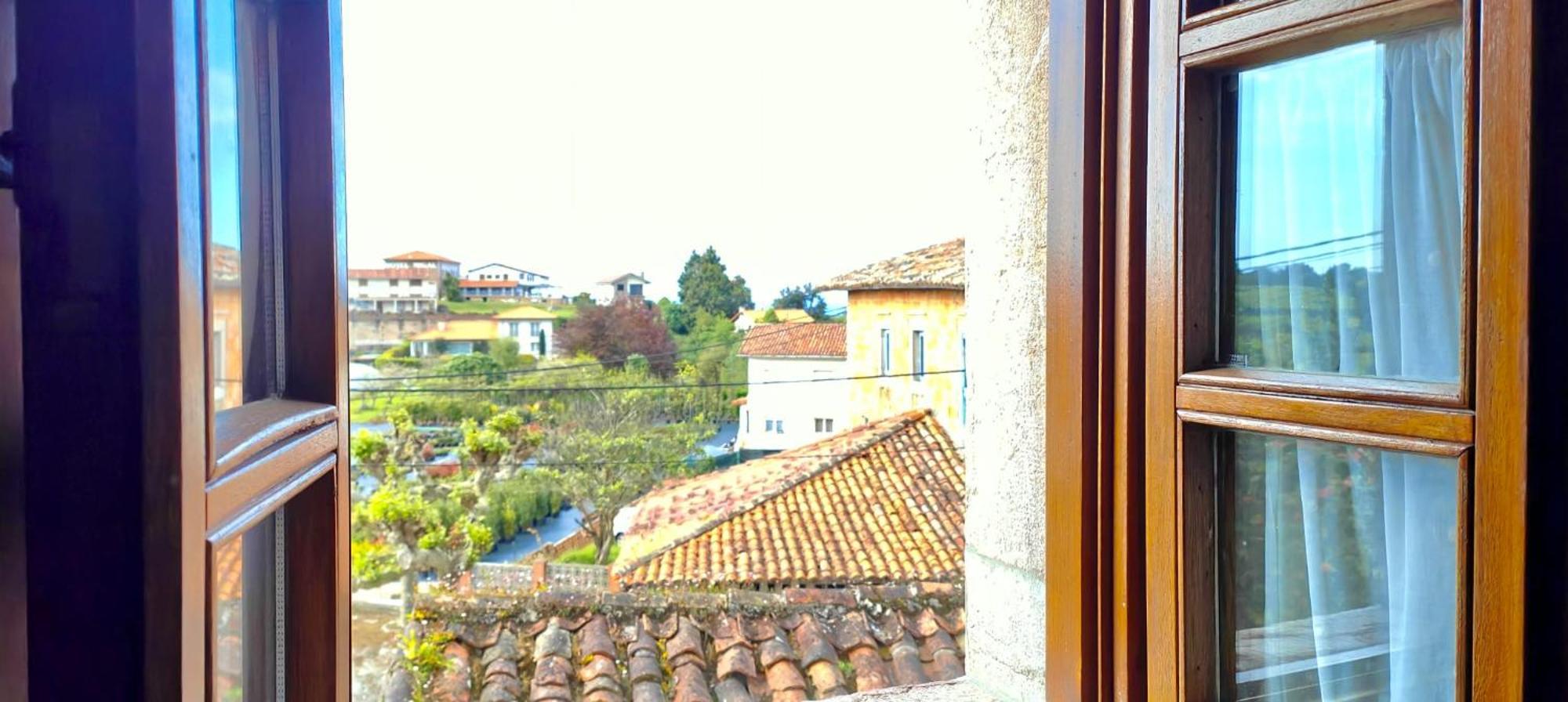 El Juacu Guest House Llanes Eksteriør bilde